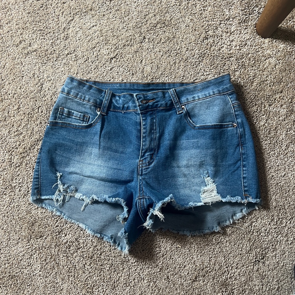 New W/ tags jean shorts size30